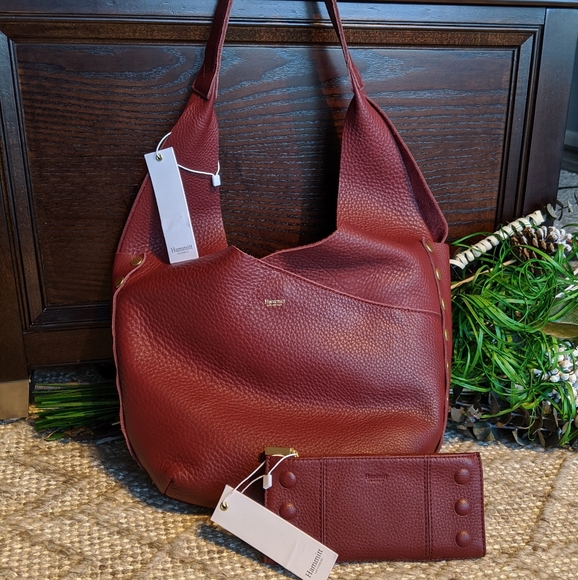 Hammitt Handbags - 🛍️SOLD🛍️Hammitt crimson hobo and wallet set